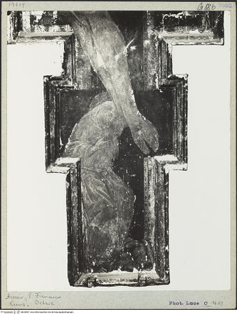 Vorderseite von ICCD [https://www.deutsche-digitale-bibliothek.de/content/lizenzen/rv-ez/] Altarkreuz - Detail, Heiliger Franziskus (vor der Restaurierung), bh028987_recto. Foto.