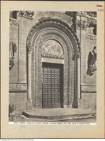 Vorderseite von Alinari [https://www.deutsche-digitale-bibliothek.de/content/lizenzen/rv-ez/] Hauptportal - Seitenansicht, bh031286_recto. Foto.