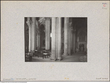 Vorderseite von ENIT [https://www.deutsche-digitale-bibliothek.de/content/lizenzen/rv-ez/] Santi Niccolò e Cataldo - Innenansicht von Südwesten, bh031293_recto. Foto.