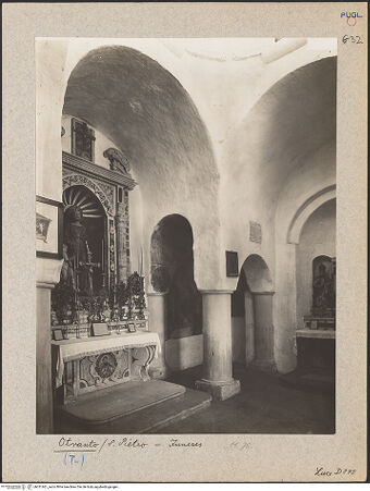 Vorderseite von ICCD [https://www.deutsche-digitale-bibliothek.de/content/lizenzen/rv-ez/] San Pietro - Nordbogen von Südwesten, bh031661_recto. Foto.