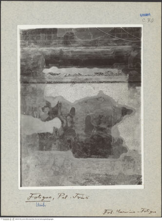 Vorderseite von Carmine (Foligno) [https://www.deutsche-digitale-bibliothek.de/content/lizenzen/rv-ez/] Weibliche Allegorien - Zustand vor dem Abbruch der Zwischenwand, bh033106_recto. Foto.