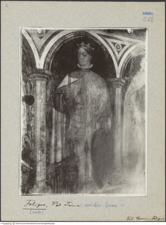 Vorderseite von Carmine (Foligno) [https://www.deutsche-digitale-bibliothek.de/content/lizenzen/rv-ez/] Helden der Antike und des Mittelalters; Lebensalter des MenschenAlexander der Große - Gesamtansicht, bh033140_recto. Foto.