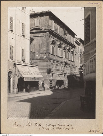 Vorderseite von Bibliotheca Hertziana [https://www.deutsche-digitale-bibliothek.de/content/lizenzen/rv-fz/] Palazzo di Jacopo da Brescia - Fassade, bh035199_recto. Foto: Lindner, Paul.