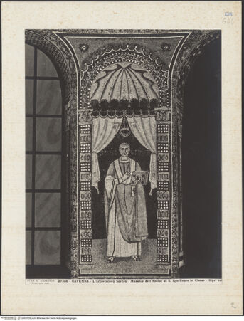 Vorderseite von Alinari [https://www.deutsche-digitale-bibliothek.de/content/lizenzen/rv-ez/] ApsismosaikMosaik der Apsiswand: Kaiser Konstantin IV. Pogonatus übergibt die Privilegien der Kirche von Ravenna an Reparatus, den Boten von Erzbischof Maurus; die Bischöfe Ecclesius, Severus, Ursus und Ursicinus; die Opfergaben von Abel, Melchisedek und Abraham - Bischof Severus, bh035720_recto. Foto.