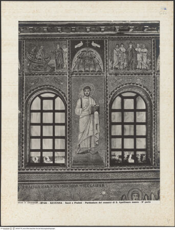 Vorderseite von Alinari [https://www.deutsche-digitale-bibliothek.de/content/lizenzen/rv-ez/] Mosaiken im LanghausEvangelienseite mit weiblichen HeiligenApostel, Heiliger oder Prophet (und architektonische Verzierung des oberen Registers) - Gesamtansicht, bh035779_recto. Foto.