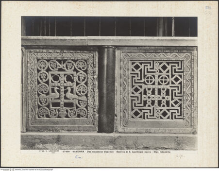 Vorderseite von Alinari [https://www.deutsche-digitale-bibliothek.de/content/lizenzen/rv-ez/] Chorschranke - Teilansicht, bh035832_recto. Foto.