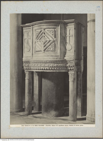 Vorderseite von Alinari [https://www.deutsche-digitale-bibliothek.de/content/lizenzen/rv-ez/] Ambo (Mittelteil) - Gesamtansicht, bh035836_recto. Foto.