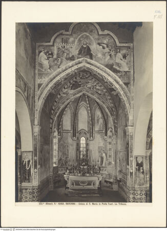 Vorderseite von Alinari [https://www.deutsche-digitale-bibliothek.de/content/lizenzen/rv-ez/] Santa Maria in Porto FuoriInnenraum - Apsis (vor der Zerstörung), bh036464_recto. Foto.