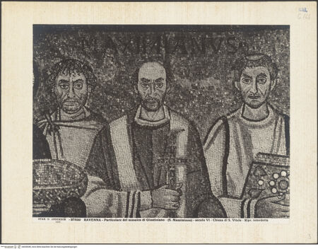 Vorderseite von Alinari [https://www.deutsche-digitale-bibliothek.de/content/lizenzen/rv-ez/] Dekoration des PresbyteriumsChristus als Kosmokrator zwischen Engeln, dem heiligen Vitalis und Bischof Ecclesius; Die Opferung von Kaiser Justinian; Die Opferung der Kaiserin TeodoraDie Opferung von Kaiser Justinian, umgeben von seinem Hofstaat und Bischof Maximianus - Belisarius (?) und Bischof Maximianus, bh036545_recto. Foto.