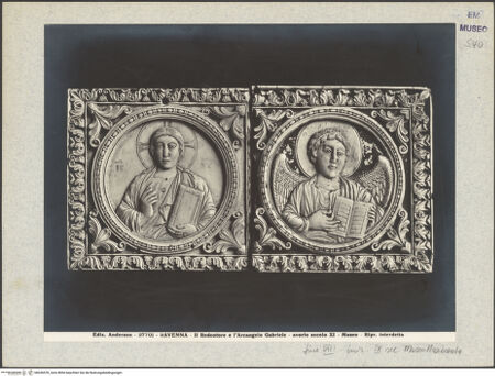 Vorderseite von Alinari [https://www.deutsche-digitale-bibliothek.de/content/lizenzen/rv-ez/] Christus und der Engel als Symbol des Evangelisten Matthäus - Gesamtansicht, bh036578_recto. Foto.