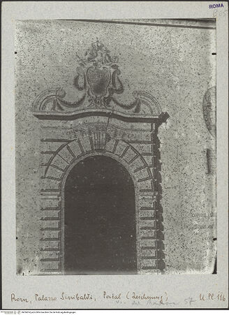 Vorderseite von Bibliotheca Hertziana [https://www.deutsche-digitale-bibliothek.de/content/lizenzen/rv-fz/] Entwurfszeichnung eines Portals - Gesamtansicht, bh036814_recto. Foto: Lindner, Paul.