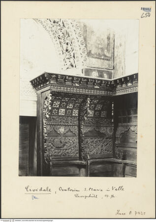 Vorderseite von ICCD [https://www.deutsche-digitale-bibliothek.de/content/lizenzen/rv-ez/] Chorgestühl - Gesamtansicht, bh040067_recto. Foto.