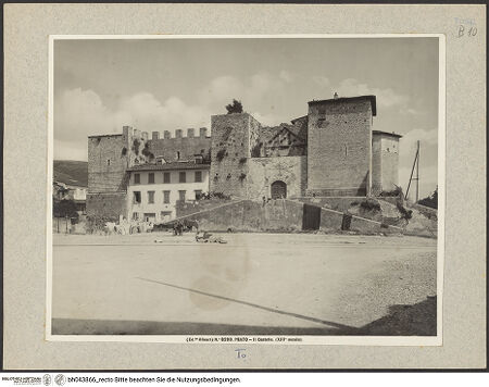 Vorderseite von Alinari [https://www.deutsche-digitale-bibliothek.de/content/lizenzen/rv-ez/] Castello dell'Imperatore - Nordwestliche Fassade, bh043866_recto. Foto.