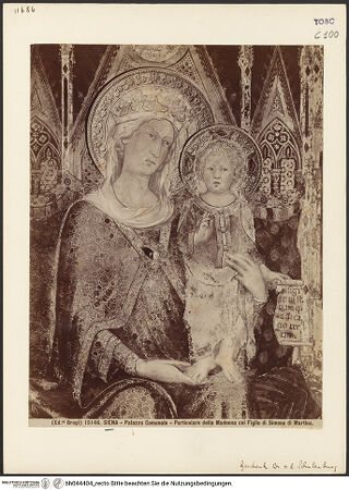 Vorderseite von unbekannt [https://www.deutsche-digitale-bibliothek.de/content/lizenzen/rv-fz/] Maestà und Rahmen mit Heiligenmedaillons - Detail: Madonna mit Kind, bh044404_recto. Foto.
