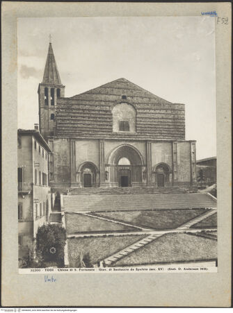 Vorderseite von Alinari [https://www.deutsche-digitale-bibliothek.de/content/lizenzen/rv-ez/] San FortunatoNordfassade - Ansicht von Norden, bh046065_recto. Foto: Anderson, Domenico.