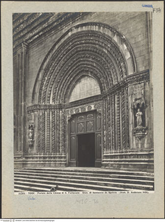 Vorderseite von Alinari [https://www.deutsche-digitale-bibliothek.de/content/lizenzen/rv-ez/] Hauptportal - Gesamtansicht, bh046067_recto. Foto: Anderson, Domenico.