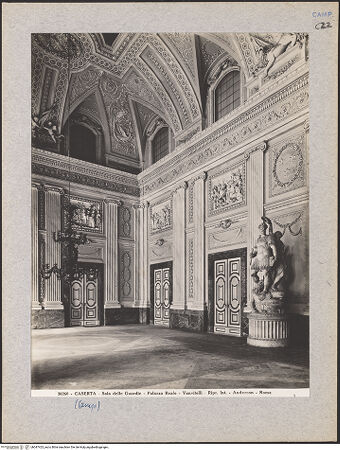 Vorderseite von Alinari [https://www.deutsche-digitale-bibliothek.de/content/lizenzen/rv-ez/] Palazzo RealeSala delle Guardie del Corpo - Innenansicht, bh047423_recto. Foto.