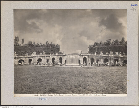 Vorderseite von Alinari [https://www.deutsche-digitale-bibliothek.de/content/lizenzen/rv-ez/] Fontana di Eolo - Gesamtansicht, bh047444_recto. Foto.