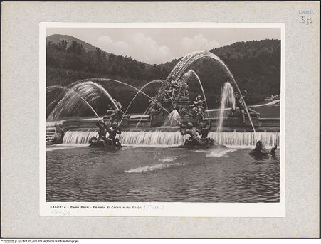 Vorderseite von unbekannt [https://www.deutsche-digitale-bibliothek.de/content/lizenzen/rv-ez/] Fontana di Cerere (Brunnen der Ceres) - Gesamtansicht, bh047451_recto. Foto.