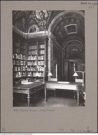 Vorderseite von Bibliotheca Hertziana [https://www.deutsche-digitale-bibliothek.de/content/lizenzen/rv-fz/] Palazzo ZuccariInnenräumeSala Terrena (Raum B 010) - , bh050176_recto. Foto.