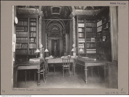 Vorderseite von Bibliotheca Hertziana [https://www.deutsche-digitale-bibliothek.de/content/lizenzen/rv-fz/] Palazzo ZuccariInnenräumeSala Terrena (Raum B 010) - , bh050178_recto. Foto: Faraglia, Cesare.