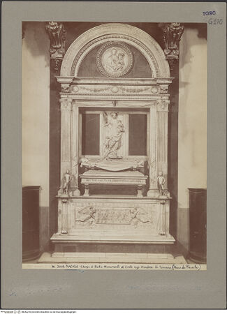 Vorderseite von Alinari [https://www.deutsche-digitale-bibliothek.de/content/lizenzen/rv-ez/] Grabmal des Grafen Hugo - , bh053259_recto. Foto.