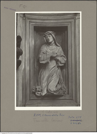 Vorderseite von ICCD [https://www.deutsche-digitale-bibliothek.de/content/lizenzen/rv-ez/] Die heilige Katharina von Siena - rechte Seite, bh053954_recto. Foto.