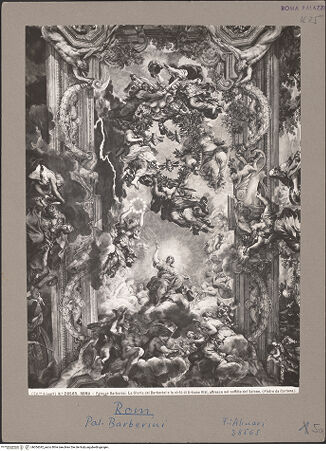 Vorderseite von Alinari [https://www.deutsche-digitale-bibliothek.de/content/lizenzen/rv-fz/] Allegorie der Göttlichen VorhersehungDie Göttliche Vorhersehung triumphiert über die Zeit und befiehlt der Unsterblichkeit, das Barberini-Wappen zu krönen - Gesamtansicht, bh054342_recto. Foto.