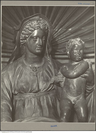 Vorderseite von ICCD [https://www.deutsche-digitale-bibliothek.de/content/lizenzen/rv-ez/] Madonna del Parto - Detail: Köpfe von links, bh055496_recto. Foto.