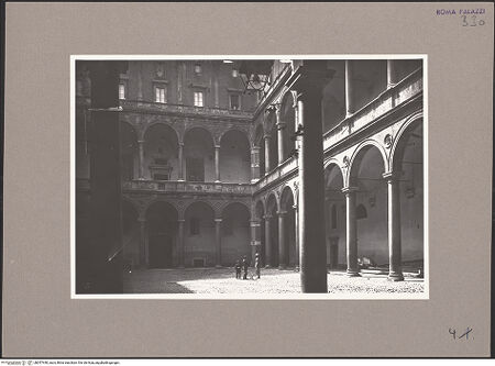 Vorderseite von ICCD [https://www.deutsche-digitale-bibliothek.de/content/lizenzen/rv-ez/] Palazzo della Cancelleria - , bh057440_recto. Foto.