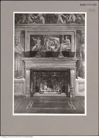 Vorderseite von ICCD (GFN) [https://www.deutsche-digitale-bibliothek.de/content/lizenzen/rv-ez/] Kamin - Gesamtansicht, bh057548_recto. Foto.