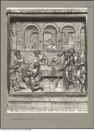 Vorderseite von Alinari [https://www.deutsche-digitale-bibliothek.de/content/lizenzen/rv-ez/] TaufbrunnenSzenen aus dem Leben des Zacharias und Johannes des TäufersGastmahl des Herodes - Gesamtansicht, bh058762_recto. Foto: Anderson, Domenico.