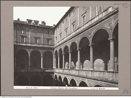 Vorderseite von Archivio Fotografico Musei Vaticani [https://www.deutsche-digitale-bibliothek.de/content/lizenzen/rv-fz/] Palazzo della Cancelleria - Erstes und zweites Obergeschoss, Ausschnitt, bh058928_recto. Foto: Moscioni, Romualdo.