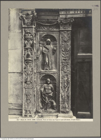 Vorderseite von Alinari [https://www.deutsche-digitale-bibliothek.de/content/lizenzen/rv-ez/] Portal - Detail: Nischen und Pilaster links, bh060524_recto. Foto.
