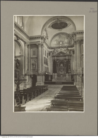 Vorderseite von Sopr. Venezia [https://www.deutsche-digitale-bibliothek.de/content/lizenzen/rv-ez/] San Stae - Innenansicht zum Altar, bh064169_recto. Foto.