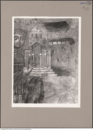 Vorderseite von Sopr. Napoli [https://www.deutsche-digitale-bibliothek.de/content/lizenzen/rv-ez/] Majestas Domini mit Evangelistensymbolen, Erzengeln, Stifter und HeiligemMittleres Register: drei Erzengel zwischen dem Abt Desiderius von Montecassino und dem heiligen Benedikt von Nursia - Stifter Desiderius, Detail: Kirchenmodell, bh064866_recto. Foto.