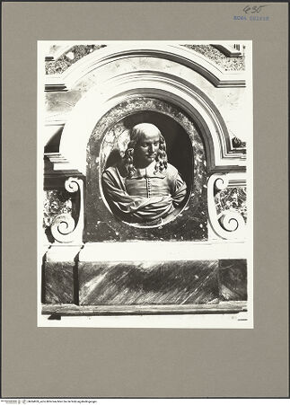 Vorderseite von Sopr. Mon. Laz. [https://www.deutsche-digitale-bibliothek.de/content/lizenzen/rv-ez/] Portraitbüsten der Stifterfamilie Renzi - Fantino oder Scipione Renzi, bh064959_recto. Foto.