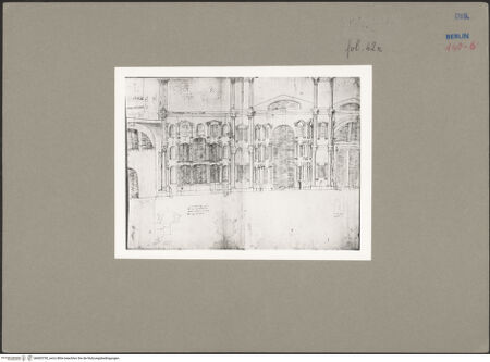 Vorderseite von Kunstbibliothek [https://www.deutsche-digitale-bibliothek.de/content/lizenzen/rv-ez/] Codex Destailleur DDiocletians-Thermen: Innenaufriss-Skizze der Außenwand und Details - Gesamtansicht, bh065750_recto. Foto.