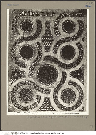 Vorderseite von Anderson [https://www.deutsche-digitale-bibliothek.de/content/lizenzen/rv-ez/] San Lorenzo fuori le Mura - Presbyterium: Detail des Fußbodens im Umfeld des Ziboriums, bh065841_recto. Foto.