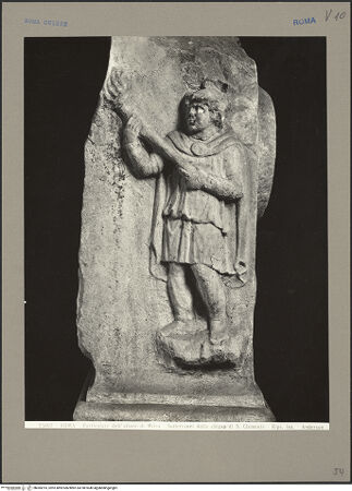 Vorderseite von Alinari [https://www.deutsche-digitale-bibliothek.de/content/lizenzen/rv-ez/] Altar des Mithrasheiligtums - , bh065914_recto. Foto.