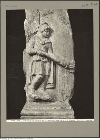 Vorderseite von Alinari [https://www.deutsche-digitale-bibliothek.de/content/lizenzen/rv-ez/] Altar des Mithrasheiligtums - , bh065915_recto. Foto.