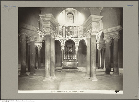 Vorderseite von Archivio Fotografico Musei Vaticani [https://www.deutsche-digitale-bibliothek.de/content/lizenzen/rv-ez/] Mausoleo di Santa CostanzaInnenraum - Blick vom Eingang Richtung Altar, bh065983_recto. Foto: Moscioni, Romualdo (?).