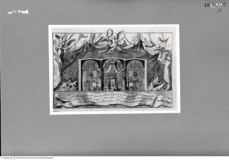 Vorderseite von ICCD [http://creativecommons.org/publicdomain/mark/1.0/] Trauerschmuck und Katafalk in der Kirche Nostra Signora del Sacro Cuore (ehemals San Giacomo degli Spagnoli), Rom, anläßlich des Todes Philipps V. von Spanien - , bh067958. Foto.