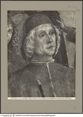 Vorderseite von Alinari [https://www.deutsche-digitale-bibliothek.de/content/lizenzen/rv-ez/] Szenen aus dem Leben des heiligen Bernhardin von SienaExequien des heiligen Bernhardin - Linker Bildrand, Mann links, Detail: Oberkörper, bh069207_recto. Foto.