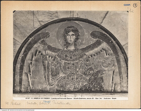 Vorderseite von Alinari [https://www.deutsche-digitale-bibliothek.de/content/lizenzen/rv-ez/] PortalUntere Lünette: Erzengel Michael als Halbfigur - Gesamtansicht, bh069828_recto. Foto: Anderson, Domenico.