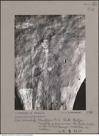 Vorderseite von Bibliotheca Hertziana [https://www.deutsche-digitale-bibliothek.de/content/lizenzen/rv-fz/] Szenen aus dem Alten Testament, Martyriumsszene und HeiligendarstellungenArkadenzwickel des südlichen Seitenschiffes: Darstellung weiblicher HeiligerWeibliche Heilige - Teilansicht (aufgenommen bei Seitenlicht, um die Putzritzungen sichtbar zu machen), bh069863_recto. Foto: Sansaini, Renato.