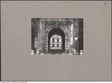 Vorderseite von Buonanno, Concetta [https://www.deutsche-digitale-bibliothek.de/content/lizenzen/rv-ez/] Porta Napoli - Teilansicht, bh071781_recto. Foto: Buonanno, Concetta (Capua).