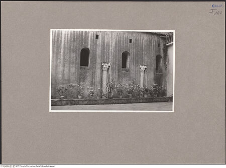 Vorderseite von Urban [https://www.deutsche-digitale-bibliothek.de/content/lizenzen/rv-ez/] San Salvatore Maggiore a CorteLinke Seitenfassade (Südfassade) - Seitenansicht, bh071784_recto. Foto: Urban, Thomas.