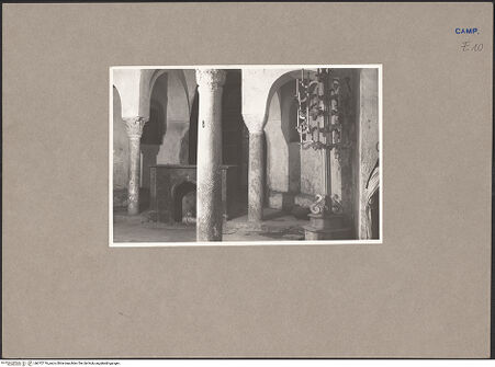 Vorderseite von Urban [https://www.deutsche-digitale-bibliothek.de/content/lizenzen/rv-ez/] Cattedrale - Seitenansicht, bh072176_recto. Foto: Urban, Thomas.