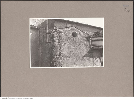 Vorderseite von Urban [https://www.deutsche-digitale-bibliothek.de/content/lizenzen/rv-ez/] DuomoNordfassade - Detail, Kapelle, bh072582_recto. Foto: Urban, Thomas.